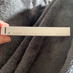 LIMELIFE PERFECT MASCARA in BLACK